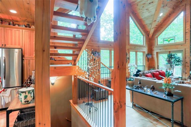 73 Brentwood Court, Sautee Nacoochee, GA 30571