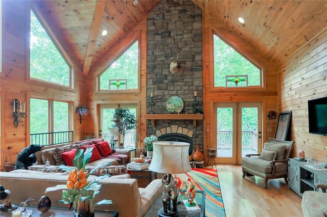 73 Brentwood Court, Sautee Nacoochee, GA 30571