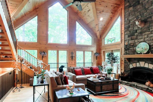 73 Brentwood Court, Sautee Nacoochee, GA 30571