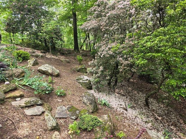 73 Brentwood Court, Sautee Nacoochee, GA 30571