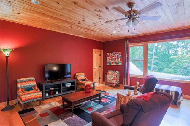 73 Brentwood Court, Sautee Nacoochee, GA 30571