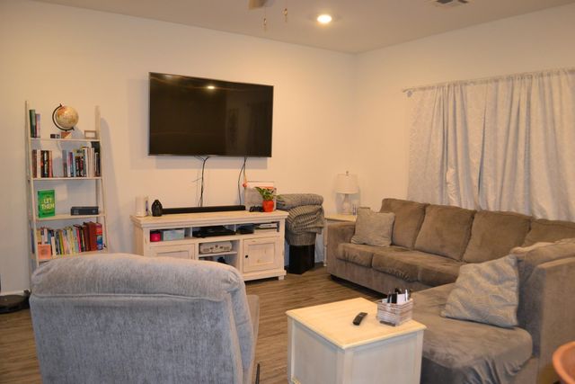 258 Darwen Drive, Raceland, LA 70394