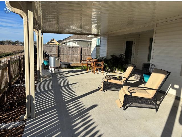 258 Darwen Drive, Raceland, LA 70394