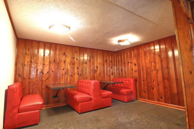 6632 Wood Haven RD, Roanoke, VA 24019