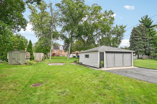 367 Catalpa Avenue, Wood Dale, IL 60191