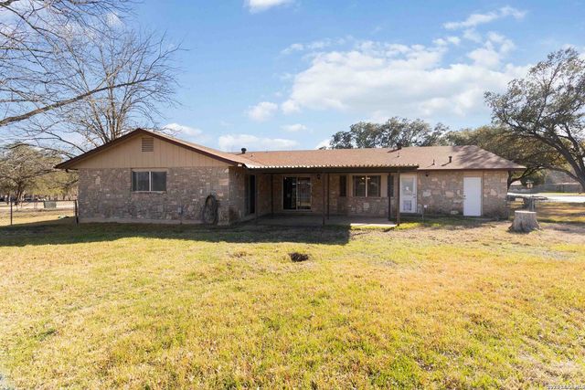 204 Norris Dr W, Converse, TX 78109