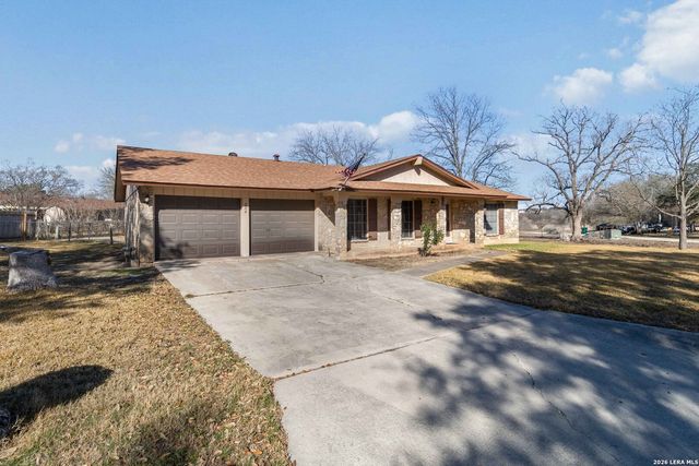204 Norris Dr W, Converse, TX 78109
