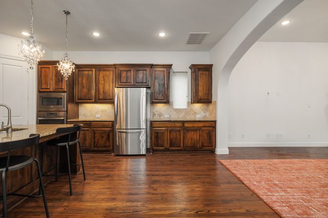 342 Park Hill Lane, Grapevine, TX 76051