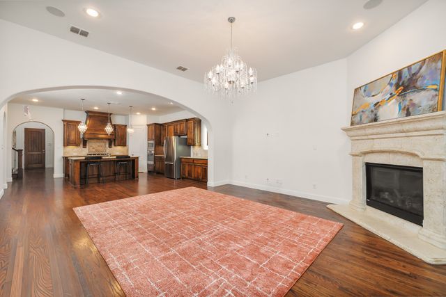 342 Park Hill Lane, Grapevine, TX 76051