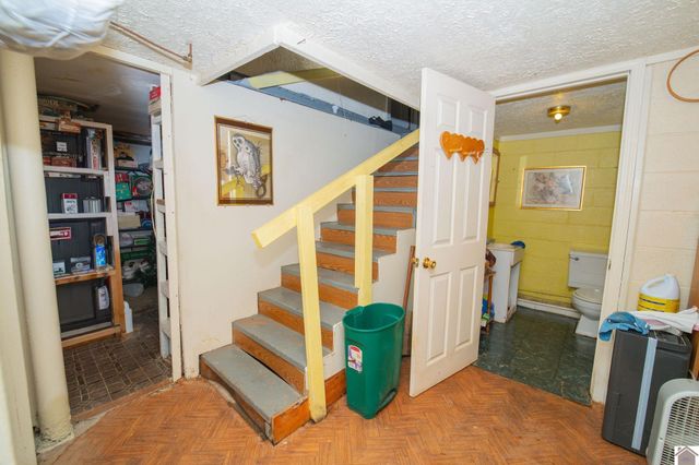 1119 Rowlett Trail, Murray, KY 42071
