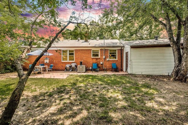 870 S Watson Lane, Wichita, KS 67207