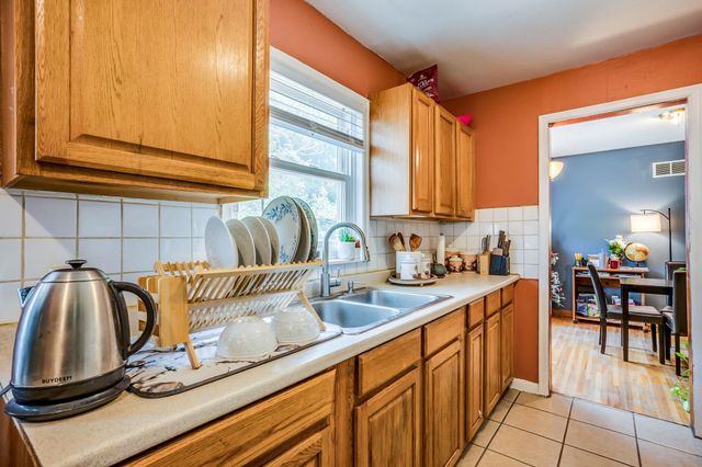 870 S Watson Lane, Wichita, KS 67207