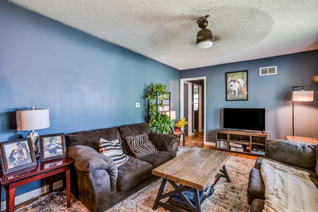 870 S Watson Lane, Wichita, KS 67207