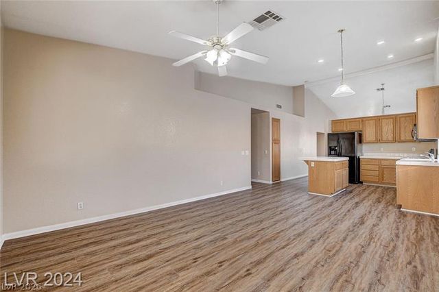 9625 Bending River Avenue, Las Vegas, NV 89129