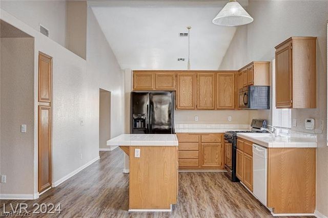 9625 Bending River Avenue, Las Vegas, NV 89129
