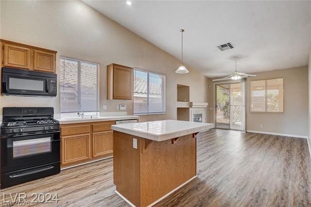 9625 Bending River Avenue, Las Vegas, NV 89129