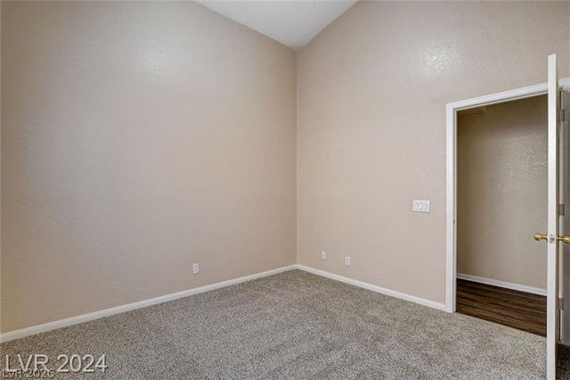 9625 Bending River Avenue, Las Vegas, NV 89129