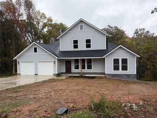 14 McGinnis Lane, Bella Vista, AR 72715