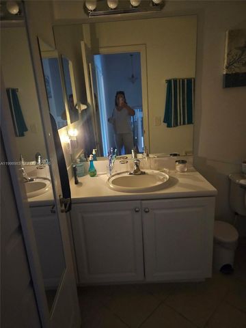 13109 SW 132nd Ter 13109, Miami, FL 33186