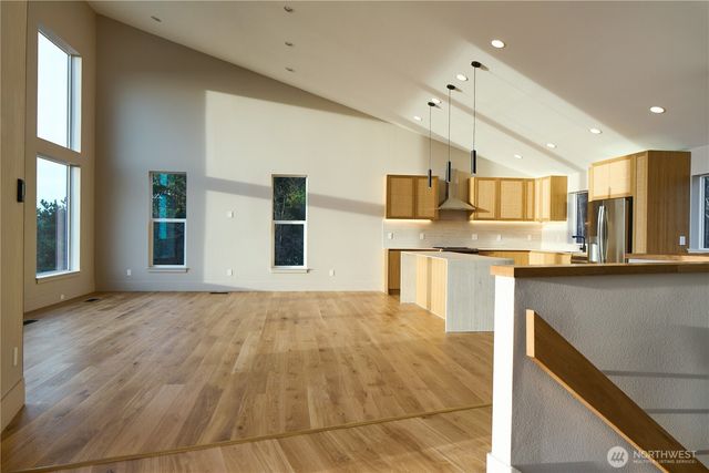 27208 J Lane, Ocean Park, WA 98640