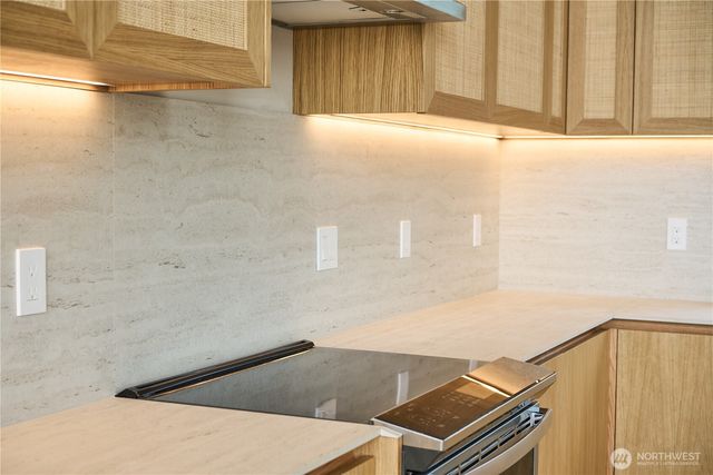 27208 J Lane, Ocean Park, WA 98640