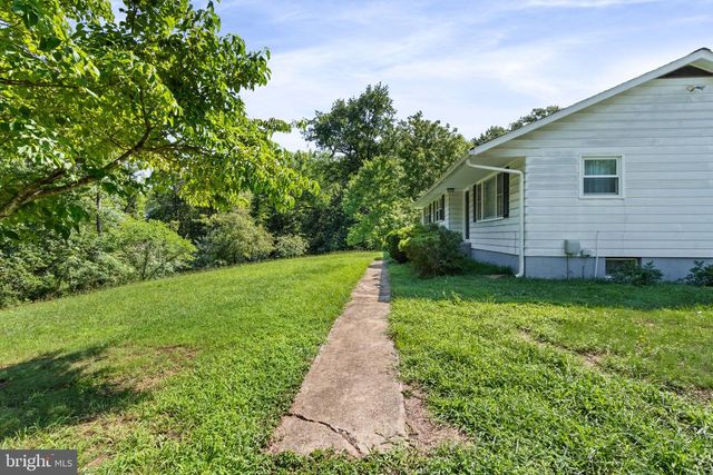 46 BETHEL CHURCH RD, Fredericksburg, VA 22405