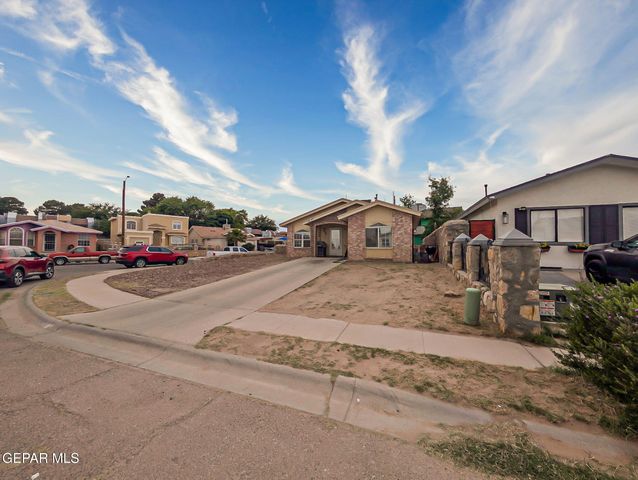 9127 BUR OAK Circle, El Paso, TX 79907