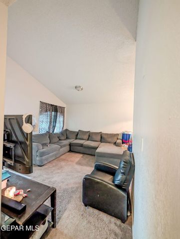 9127 BUR OAK Circle, El Paso, TX 79907