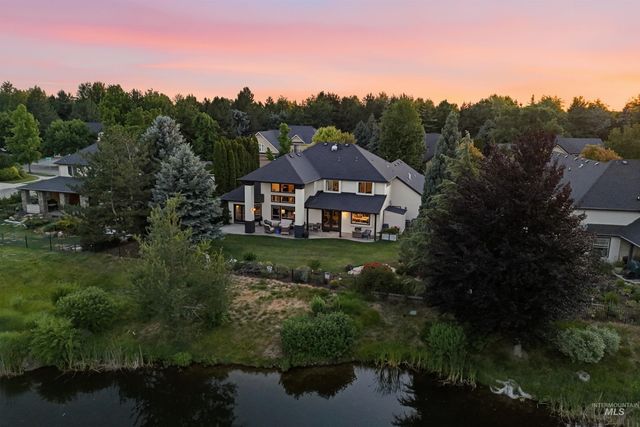 1100 S Arbor Island Way, Eagle, ID 83616