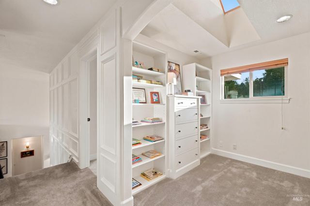 1100 S Arbor Island Way, Eagle, ID 83616