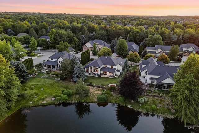 1100 S Arbor Island Way, Eagle, ID 83616