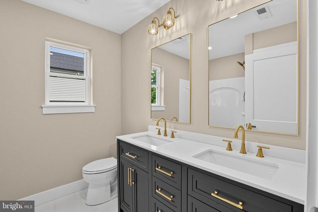35 PAWNEE RD, Somerdale, NJ 08083