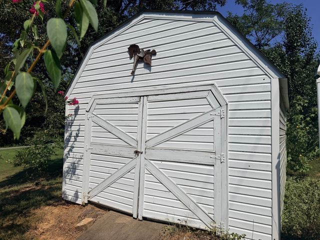 30 Black River Rd, Gilbertsville, KY 42044