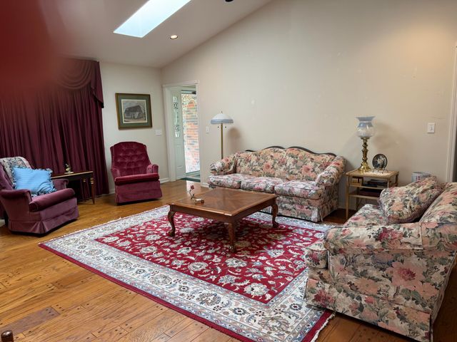 30 Black River Rd, Gilbertsville, KY 42044