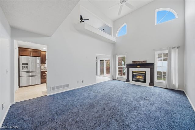 6686 Hogan Way NW, Canton, OH 44718