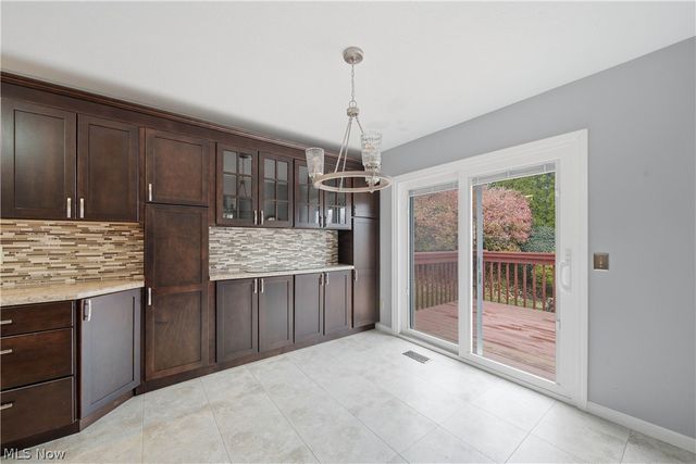 6686 Hogan Way NW, Canton, OH 44718