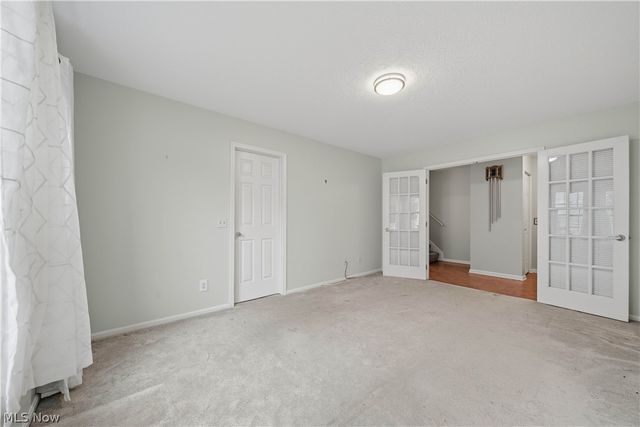 6686 Hogan Way NW, Canton, OH 44718