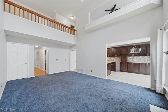 6686 Hogan Way NW, Canton, OH 44718