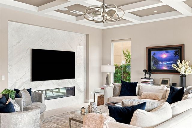 24357 W Clear Creek, West Hills, CA 91304