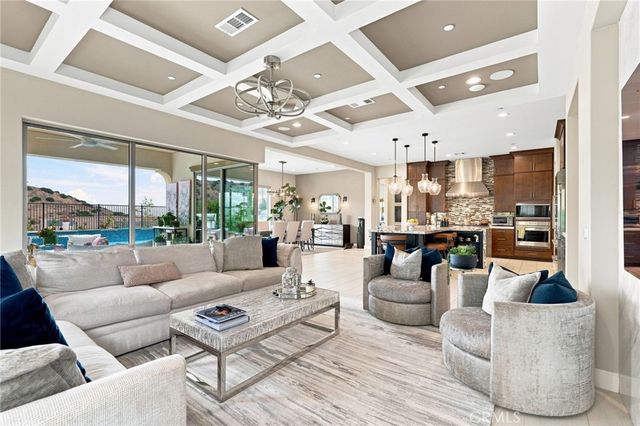 24357 W Clear Creek, West Hills, CA 91304