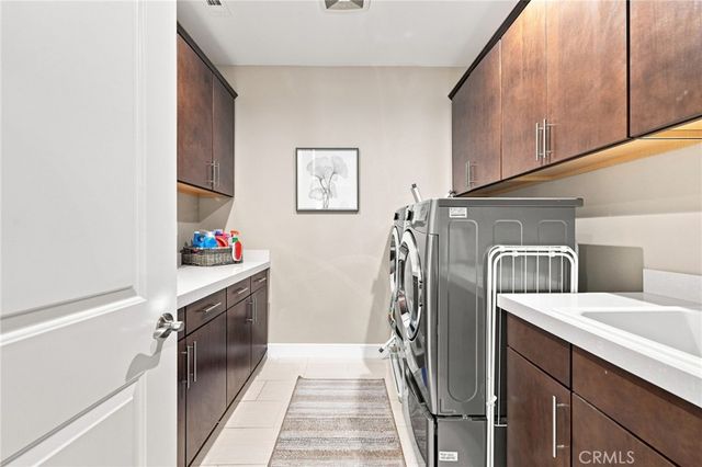 24357 W Clear Creek, West Hills, CA 91304