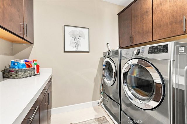 24357 W Clear Creek, West Hills, CA 91304