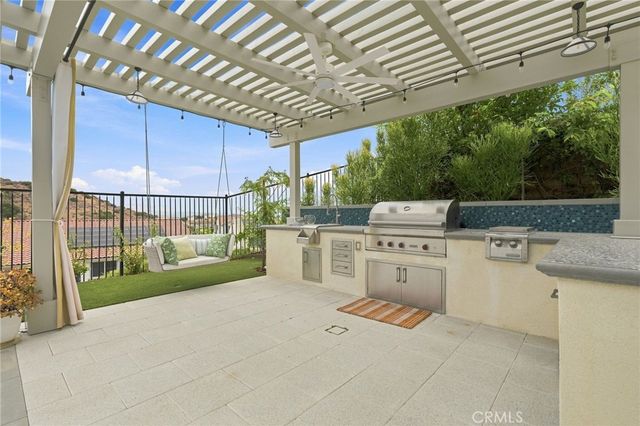 24357 W Clear Creek, West Hills, CA 91304