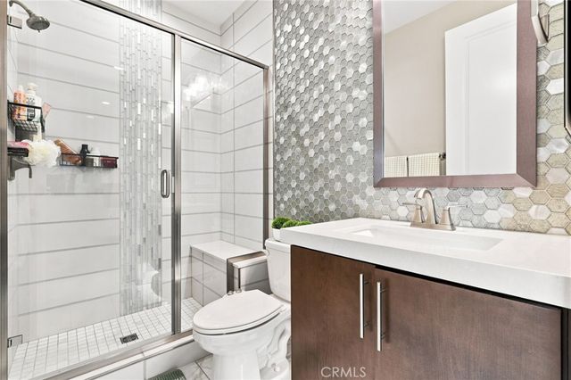 24357 W Clear Creek, West Hills, CA 91304