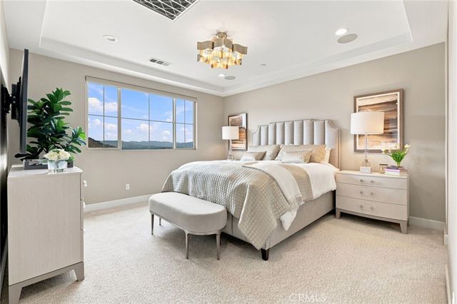 24357 W Clear Creek, West Hills, CA 91304