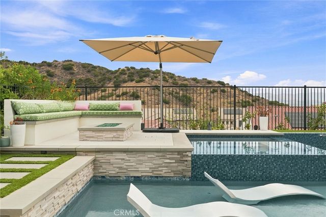 24357 W Clear Creek, West Hills, CA 91304