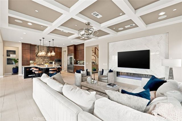 24357 W Clear Creek, West Hills, CA 91304