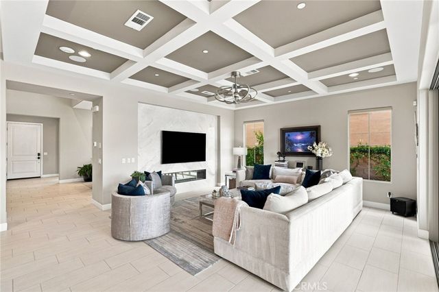 24357 W Clear Creek, West Hills, CA 91304