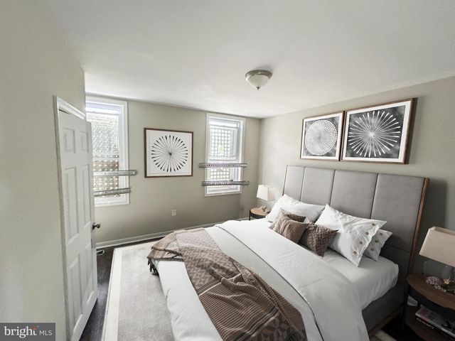 222 N HILTON ST, Baltimore, MD 21229