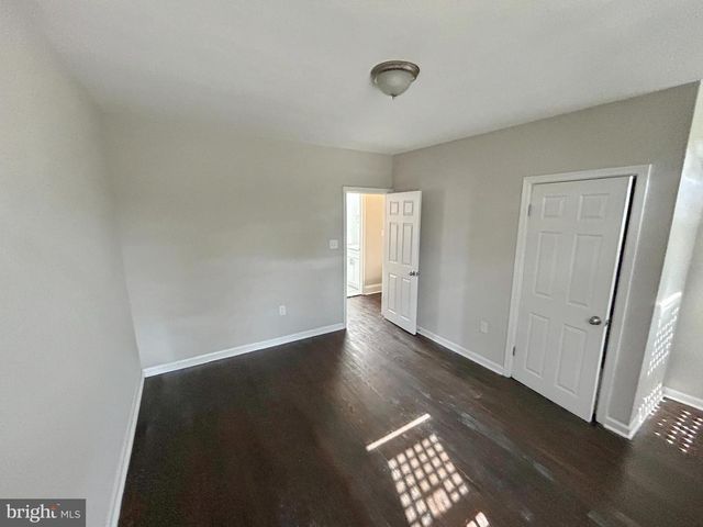 222 N HILTON ST, Baltimore, MD 21229